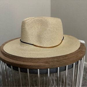 Aldo |  NWT Straw Summer Sun Hat